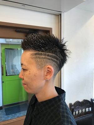 hair salon カミナ×スタイル