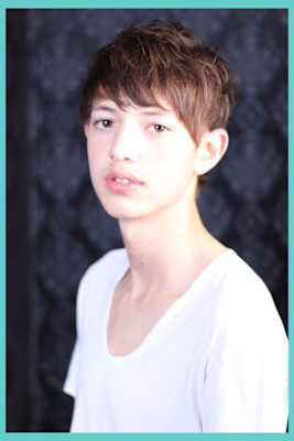 hair salon カミナ×スタイル