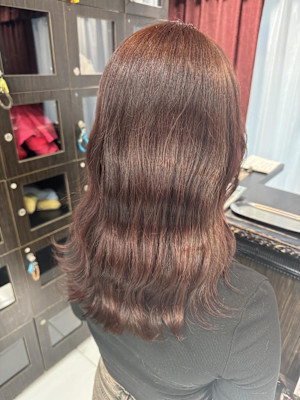 ブリーチなしワインレッド【錦糸町北口】/ anri