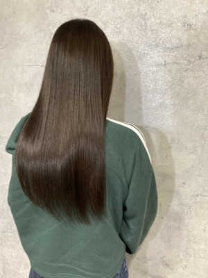 Blossom《髪質改善/縮毛矯正/ケアブリーチ/艶カラー》