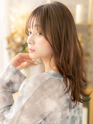 大人ガーリー小顔くびれカールレイヤーカット　韓国風巻き