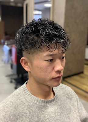 スペインカール風メンズパーマ