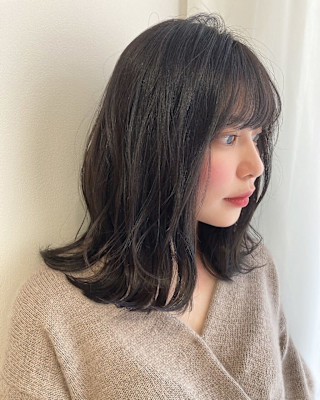 こっくりカラー透明感×外ハネスタイル