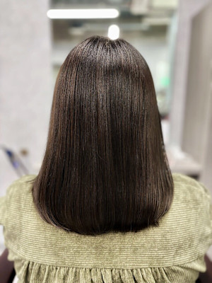 グレージュってどんな髪色？