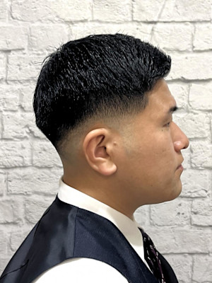 メンズ／スキンフェード／ベリーショート／アップバング