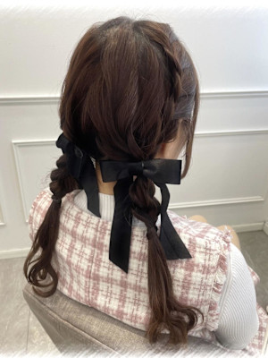 ふわふわ編み込みツインテ♪_ユウ