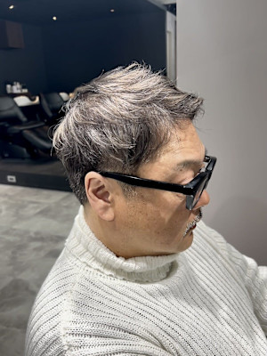 グレージュ×白髪ぼかし