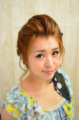 春ふわポンパアレンジ　　大人かわいい