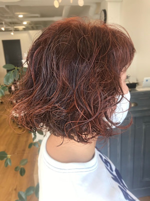 レッド×パーマ