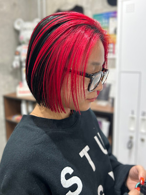 レッドデザインカラーケアブリーチケアカラー切りっぱなしボブ