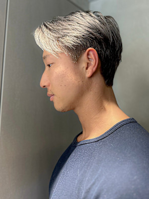 【吉田智哉】フェザーショート、刈り上げショート、グレー