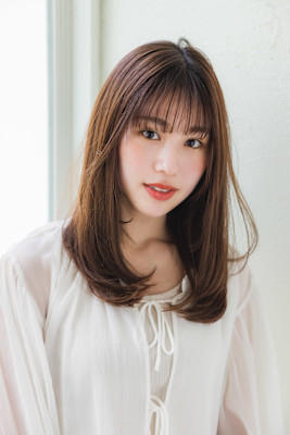 シースルーバングロングレイヤー