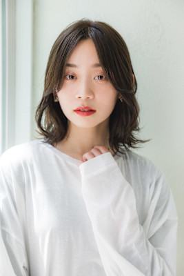 ペールグレージュエアリーミディ