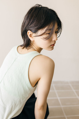 前髪無しのショートボブ