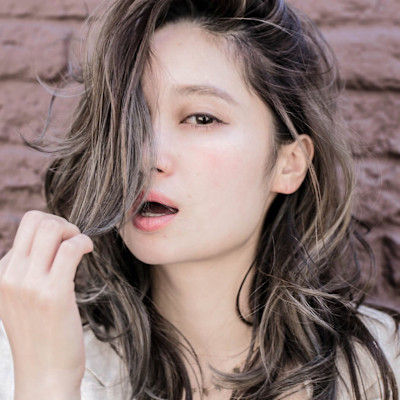 ハイライトバレイヤージュホワイトグレージュロング