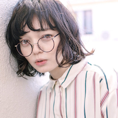 くすみブルーアースカラーニュアンスカールボブルフ