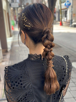 ヘアアレンジ　ヘアセット　編みおろし　結婚式　お呼ばれヘア