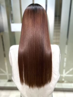 ココアブラウン　艶髪　髪質改善トリートメント　美髪　20代