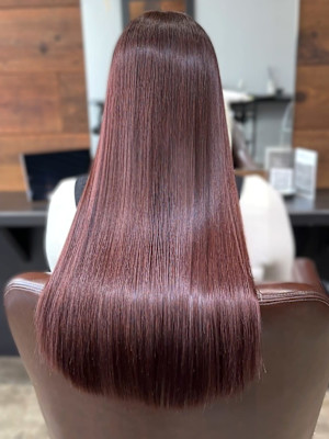 ピンクブラウン　髪質改善トリートメント　ストレート　美髪