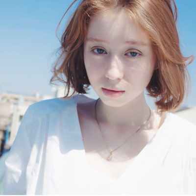 ふんわりレイヤーことりベージュミディアム