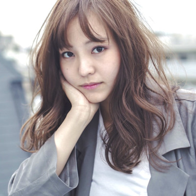 波打ちウェーブショコラベージュセミロング