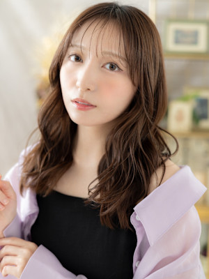 韓国風巻き透けバングこなれロングレイヤー　マロンベージュ