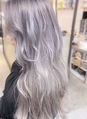 【SOURCE】アッシュシルバー×グラデーション