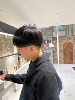 刈り上げマッシュスタイル