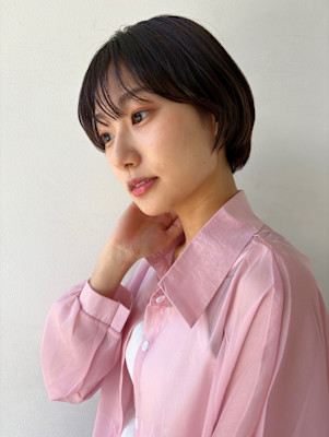 大人可愛い丸みショートボブ