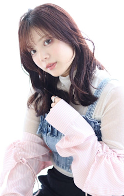 小顔レイヤー×くびれミディ×艶ピンク 20代30代40代