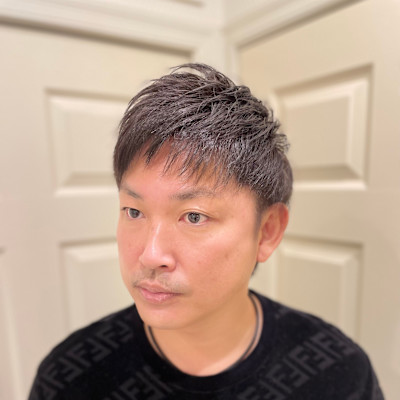 ツーブロックショートスタイル