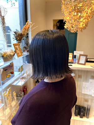 切りっぱなしボブ