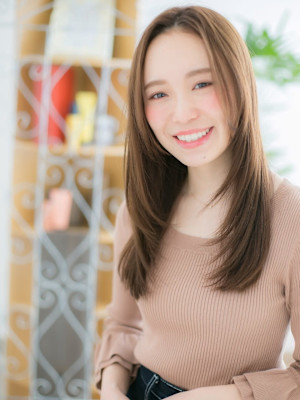 ヴェールカラー×ツヤ髪ストレートロング