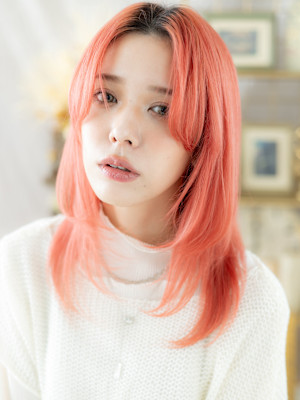 アプリコットオレンジ小顔姫カットレイヤーウルフ　韓国風巻き