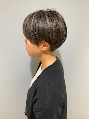 刈り上げショートコントラストハイライト駅近美容室CHAINO