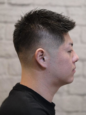 メンズ／スキンフェード／ベリーショート／アップバング