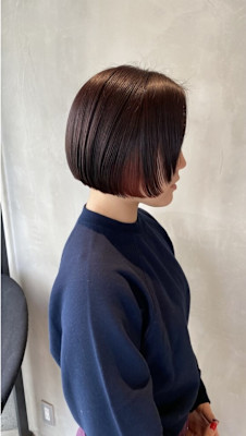 ボブ×インナーカラー