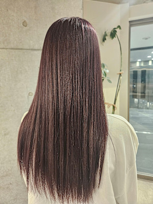 深めなパープルカラー