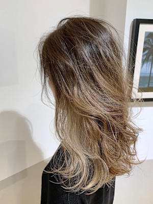 インナーホワイティグレージュ♪ソンブレグレイカラー