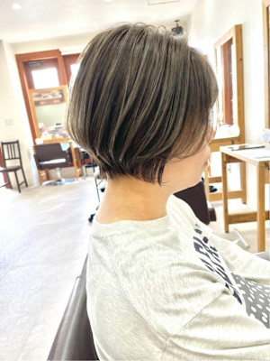 束感ボブ/カーキグレージュ/20代30代40代