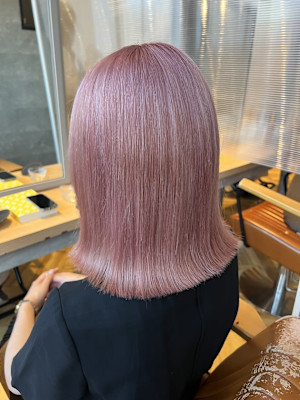 淡ペールピンク　×　外ハネボブ