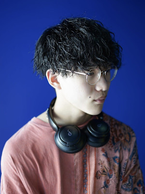 10代20代ツイストスパイラルパーママッシュスタイル