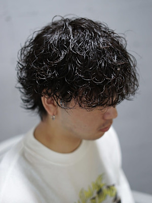 10代20代波巻きスパイラルパーママッシュウルフ