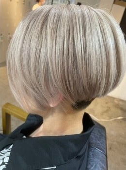 ホワイトブロンド