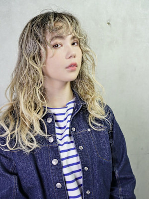 ハイトーンブロンドウェーブ