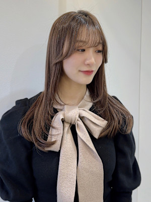 ストレート　シースルーバング　艶髪