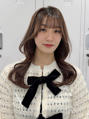 くびれヘア　シースルーバング　艶髪