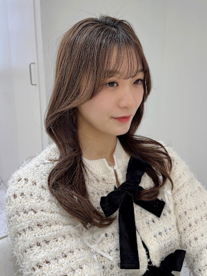 くびれヘア　シースルーバング　艶髪