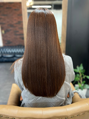 広がりやすい癖毛が気になる方必見☆（ビフォー写真有り）