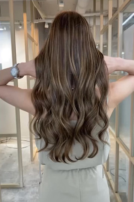 大人のハイライトカラー♪